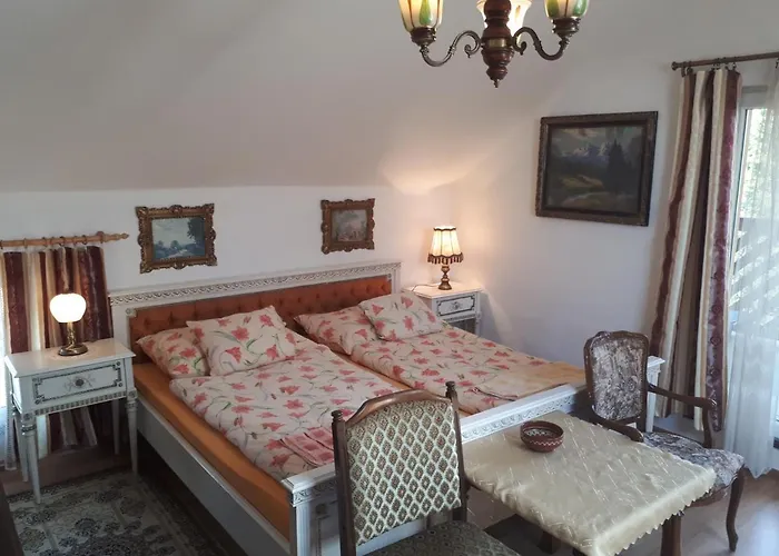 Chalupa, 3x Apartmány, 11 Lůžek. * Sedlec-Prcice