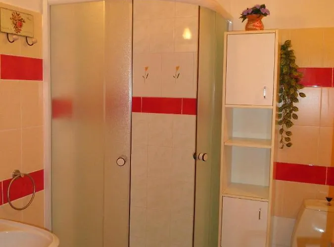 Chalupa, 3x Apartmány, 11 Lůžek. Appartamento